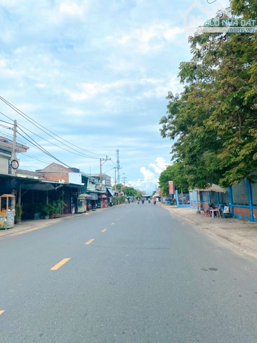 Đất sạch đẹp - 450m2 ngang 15m - Sát sông - View thoáng mát -Đất thuộc xã Duy Vinh. - 1