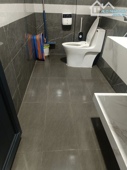 Bán nhà phân lô VIP Lạc Trung, Hai Bà Trưng, DT76m,MT 5.9m,vị trí đẹp,vừa ở vừa kinh doanh - 1