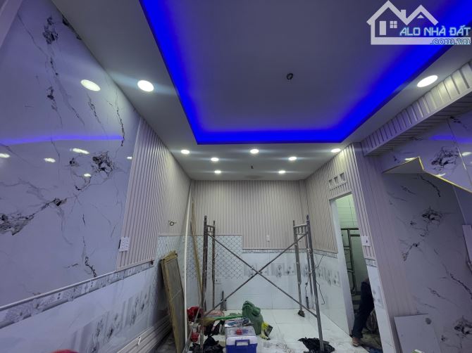 Nhà Đẹp Hẻm 3.5M-2 Tầng Trần Văn Khánh Sát Cầu Tân Thuận Thuận Tiên Sang Các Quận Giá 2TỶ5 - 1