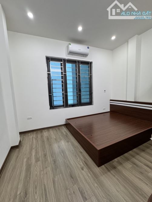 Bán nhà Lê Quang Đạo 35m2*5 tầng, ô tô nhỏ đỗ cửa, 2 thoáng, sổ vuông, ngõ thông 7,85 tỷ - 1