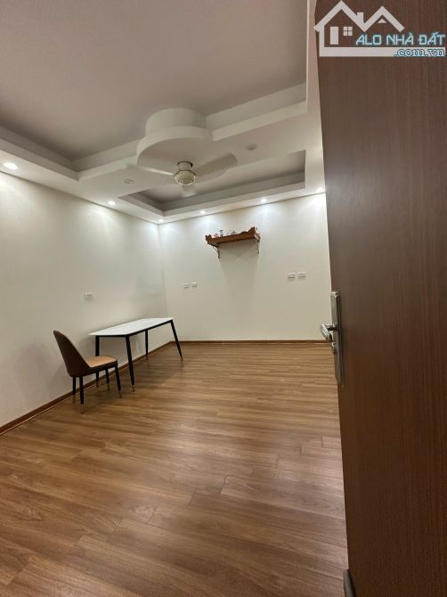 bán căn hộ trần quý kiên- Cầu Giấy - 1
