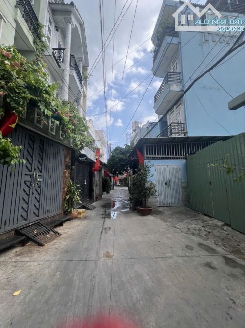NHÀ ĐẸP LÝ THƯỜNG KIỆT - GẦN CHỢ GÒ VẤP - 3 TẦNG - 50M2 - NHỈNH 6TỶ - GÓC 2 MẶT HẺM THOÁNG - 1