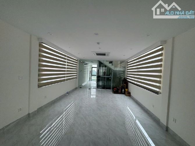 Bán toà VP 9 tầng 80m mt 5m ngõ thông kinh doanh sổ hoa hậu - 1