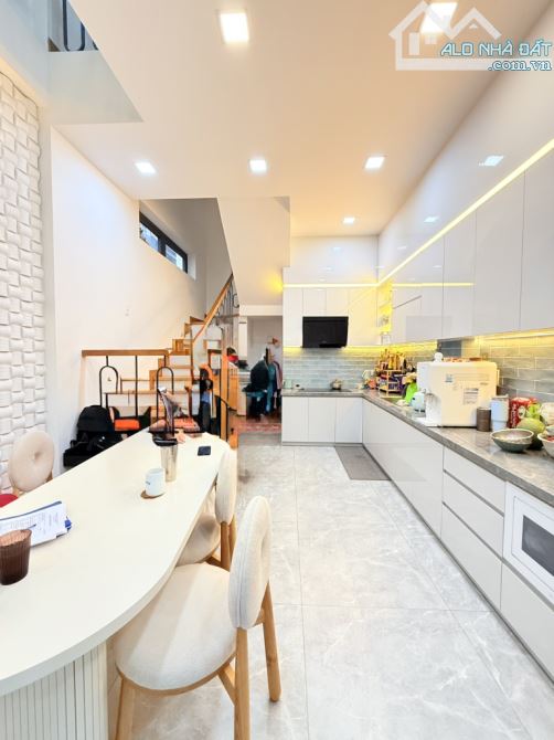 NHÀ BÁN 3 THÁNG 2 Q10 - 56M2 - HXH - 5 TẦNG - NỘI THẤT - 1