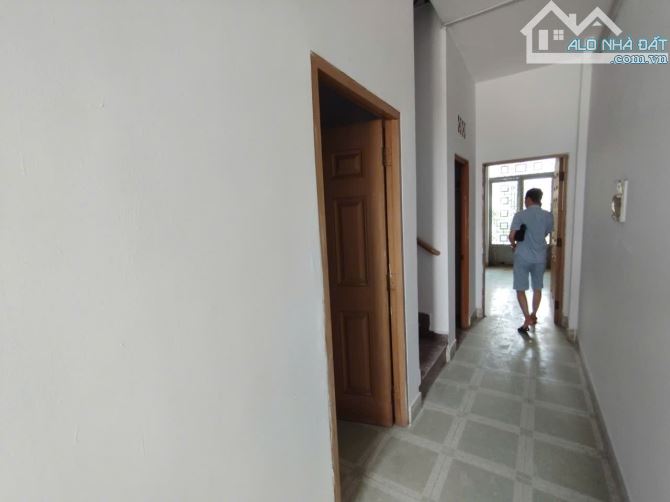 Cần cho thuê nhà mặt tiền đường Nguyễn Ái Quốc 1 trệt, 1 lửng, 2 lầu chỉ 16,5 triệu/tháng - 1