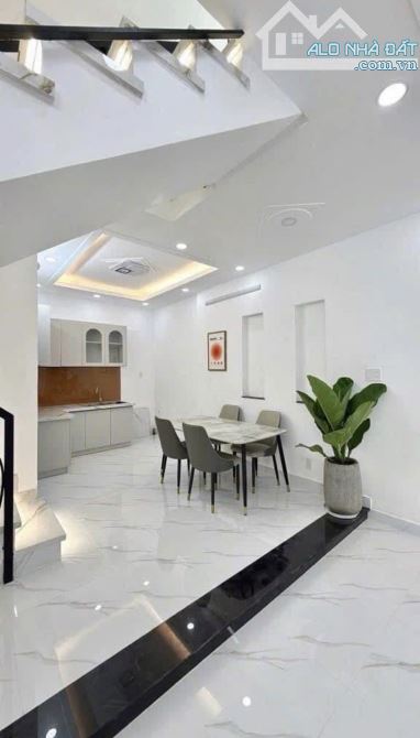 Bán nhà có dòng tiền 20tr/tháng ngay Nguyễn Văn Công, Gò Vấp/ 2 Tỷ 140/ 53m2, Sổ Riêng - 1