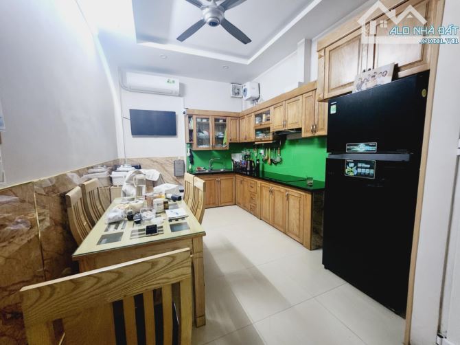 ĐỘI CẤN -46M x 5 TẦNG - NHÀ ĐẸP DÂN XÂY - CÁCH Ô TÔ 10M - FULL ĐỒ - 9.1 TỶ - 1