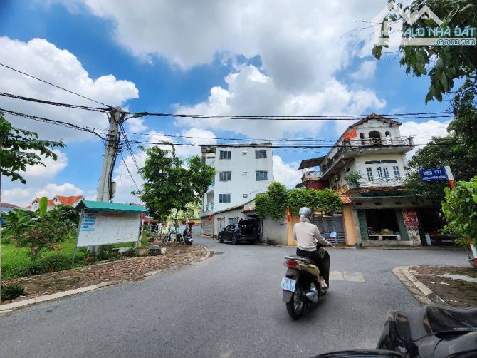 Siêu đẹp, bán đất Dương Quang Gia Lâm 50m -3.x tỷ thương lượng- mặt tiền rộng- ô to tải th - 1
