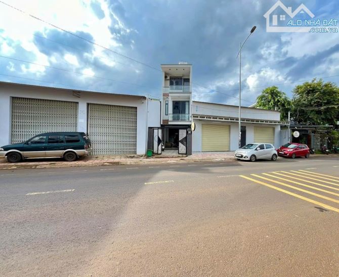 Hàng VIP: nhà 25m mặt tiền MAI THỊ LỰU, 2 mặt tiền trước sau - 1