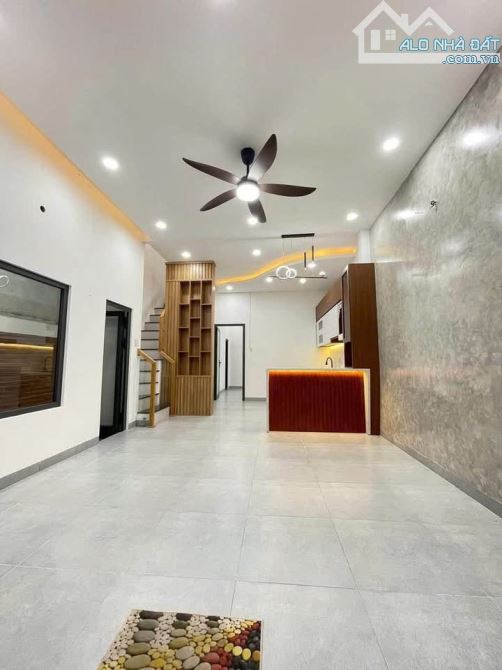 Chủ chuyển chỗ ở cần bán lại nhà mới , cách đại học Lạc Hồng 5p di chuyển - 1