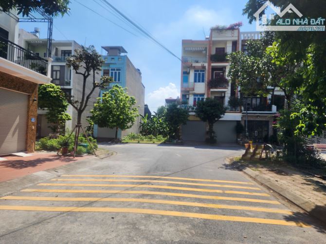 Bán lô đất nhìn chếch vườn hoa Khả Lễ 2, P. Võ Cường, Bắc Ninh / Dt 68m2 Giá 7,5 tỷ - 1