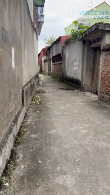 CẦN BÁN 45,8m²  ĐẤT TẠI KIM THIỀU, TỪ SƠN - ĐƯỜNG THÔNG THOÁNG Ô TÔ CHẠY - GIÁ RẺ - 1