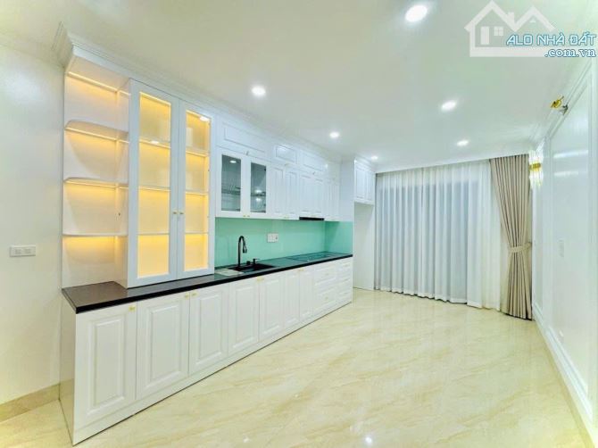 Cầu Diễn – Nhà 6 tầng thang máy, ô tô tránh – 35m² giá chỉ nhỉnh 9,1 tỷ - 1