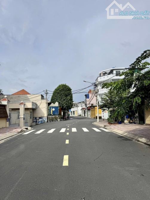 🔥GIÁ NGỘP 1.95 TỶ - BÁN NHANH LÔ 220m2 - ĐƯỜNG TRƯỜNG CHINH - SÁT CHỢ LONG THỌ - 1