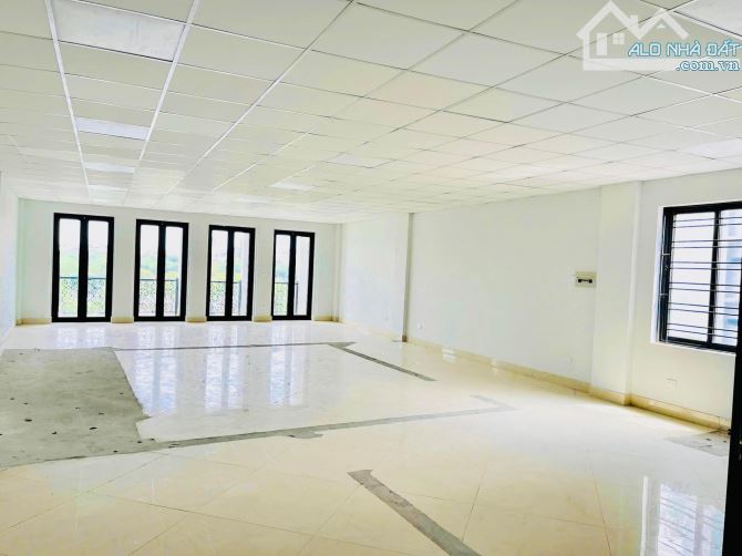 Nhà Đẹp Mặt Hồ Ba Mẫu 155M2 9 Tầng 1 Hầm MT8.5M 115 Tỷ  mặt công viên view hồ - 1