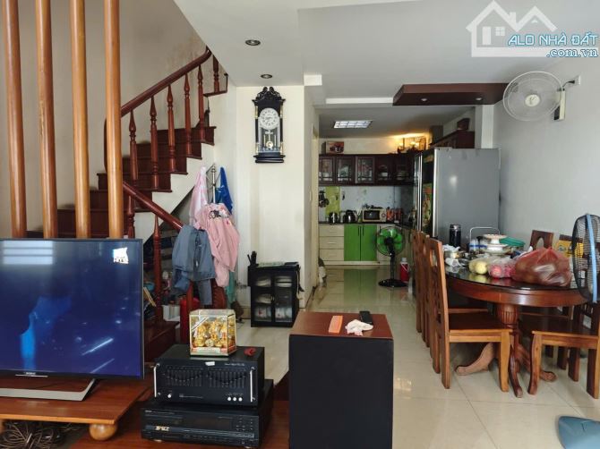 NHÀ 3 TẦNG- 66M2( 6.6-10M)- KIỆT 3M ĐƯỜNG NGUYỄN VĂN LINH- HẢI CHÂU- ĐÀ NẴNG- CHỈ 4.4T.Ỷ. - 1