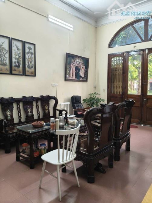 ZÁ ĐẦU TƯ, 43M/ 7 TỶ* NGÕ Ô TÔ THÔNG BÀN CỜ, HÀNG XÓM KĐT VIỆT HƯNG, 3T DÂN XÂY - 1