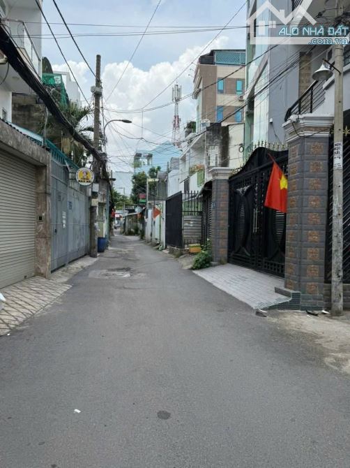 Gởi HHMG 1% bán nhà hẻm 6m thông Nguyễn Văn Lượng, P.17, 4,8 x 6,5 giá 4.75 tỷ tl - 1