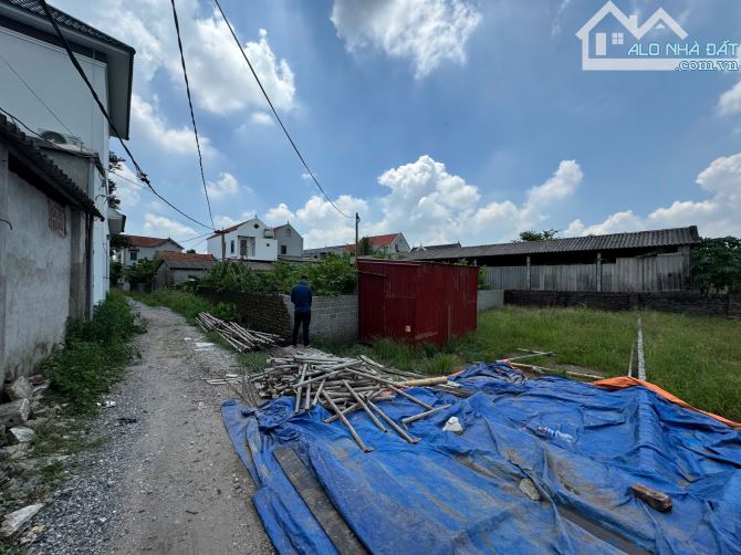 Chủ cần tiền muốn bán nhanh 100m Tân Dân - Khoái Châu giá chỉ 2x Tr/m2 đường đang làm cầu - 1
