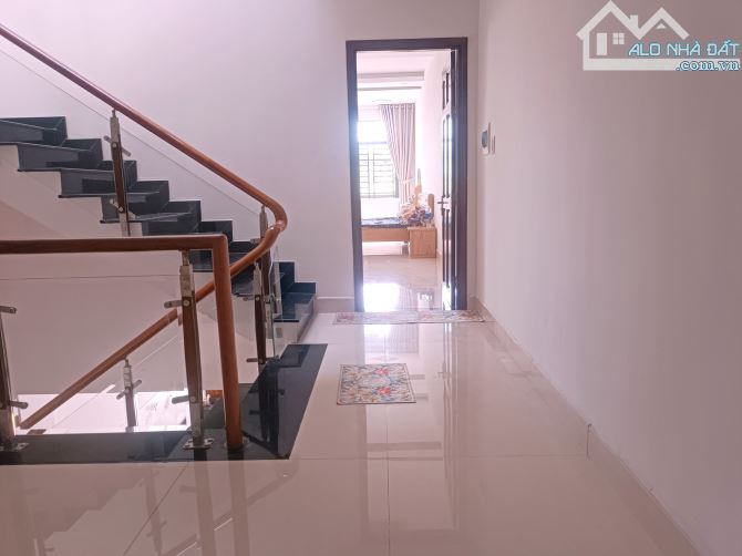 BÁN NHÀ 3 TẦNG ĐƯỜNG 10.5M NGỌC TỊNH , Khu Nam HOÀ XUÂN ,  Ngũ Hành Sơn MÓNG 7 tầng - 1