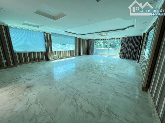 CHO THUÊ TÒA NHÀ 2MT 2A1 NGUYỄN THỊ MINH KHAI Q1, DT 7x20M, HẦM 8 LẦU, GIÁ 350TR - 1