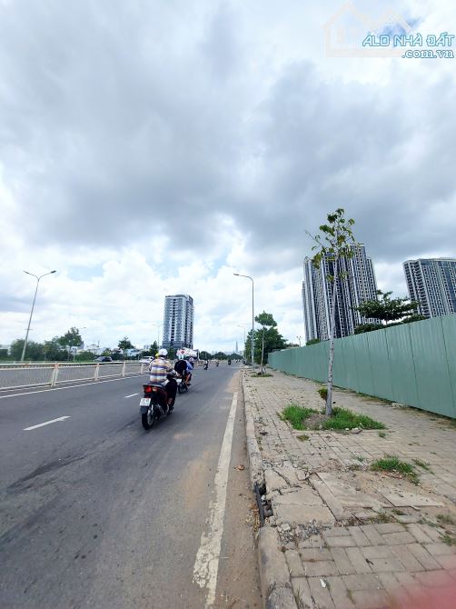 Bán nhà KDC Him Lam, Hoàng Trọng Mậu, Quận 7, 90m2, ngang 5.5m, thu nhập 216 triệu, hơn 7 - 1