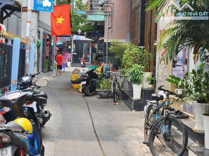 CĂN HỘ DỊCH VỤ 4 lầu DÒNG TIỀN 50 triệu/1 tháng, Nguyễn Thị Thập, quận 7, chỉ 6,9 tỷ - 1