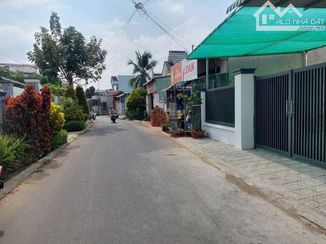 ĐẤT MẶT TIỀN ĐƯỜNG HÀNG XOÀI - GẦN CHỢ CÁI RĂNG 30TR/M2 - 1