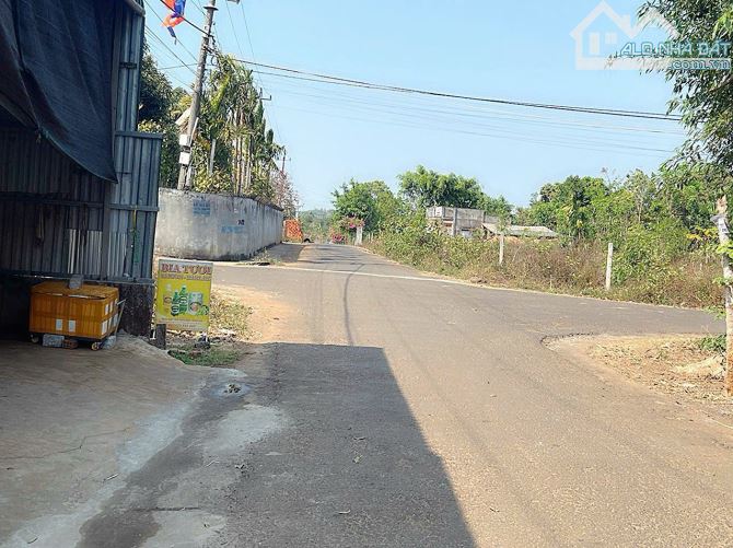 Bán đất hẻm cấp 1 buôn Tổng Ju - Y wang - 1.250 tỷ - 1