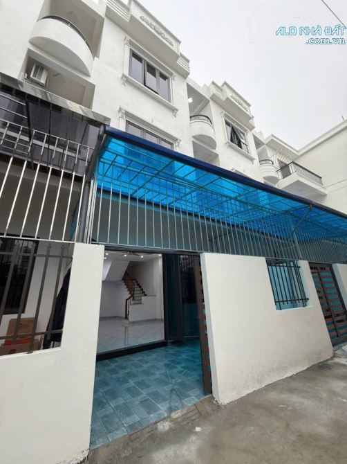 BÁN NHÀ  3 TẦNG  📍 Vị trí: Nhà nằm trong ngõ đường Kênh, khu vực dân cư đông đúc - 1