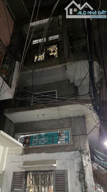 BÁN NHÀ QUẬN 10 - GIÁ 8.2 TỶ, DT 55.2M² (6.8m x 8.2m). - 1