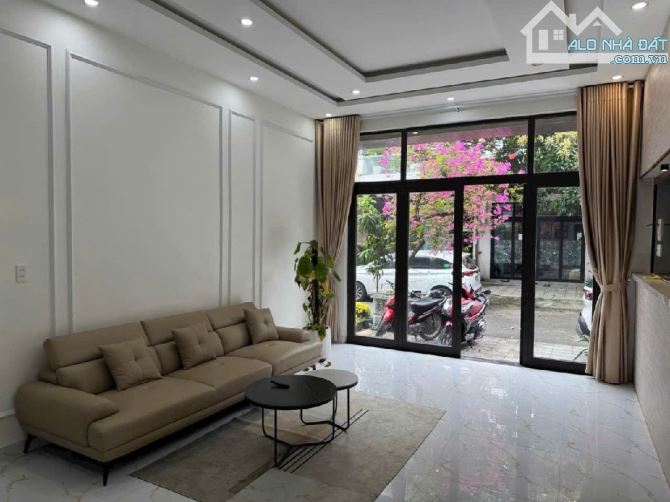 🏡 NHÀ 4 TẦNG KIÊN CỐ – NGUYỄN HUY TỰ – CÁCH BIỂN 250M 🏡  ✨ Vị trí siêu gần biển - 1