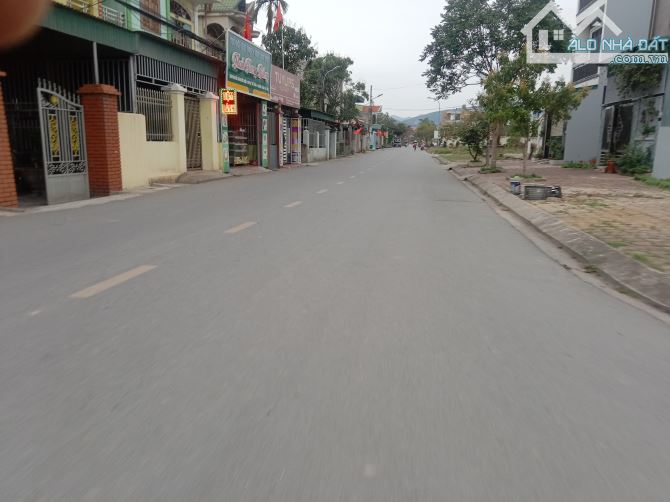 Đất toàn bộ thổ cư mặt đường Núi Gạc Yên Thanh -Uông Bí (15mx20m) Giá:2,5Tỷ - 1