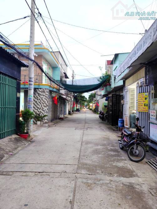 Bán nhà  Đ Số 2 ngay khu dân cư Vĩnh Lộc 56m2 ,2 Tầng hẻm 6m thông 1 sẹc Nhỉnh 3 tỷ - 1