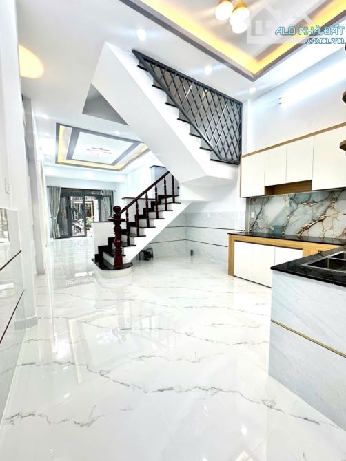 NHÀ ĐẸP 3 TẦNG LÊ VĂN QUỚI, BÌNH TÂN, 56M2, HXH 6M, GIÁ CHỈ NHỈNH 5 TỶ ĐỒNG - 1