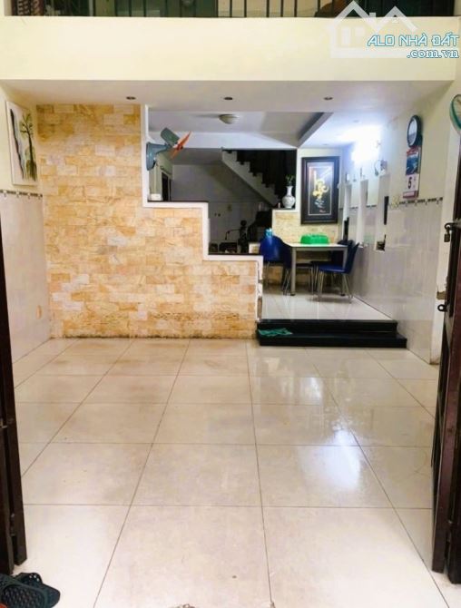 NHỈNH 6 TỶ CÓ NHÀ 4TẦNG GẦN 60m2, NGAY PHAN VĂN TRỊ, NGUYỄN THÁI SƠN, DƯƠNG QUẢNG HÀM, GV. - 1