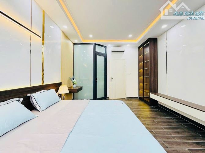 Giảm 1 tỷ - Nhà mới 6 tầng 4x16M khu phân lô vip nhất Phan Huy Ích, có thang máy, 11.5 tỷ - 12