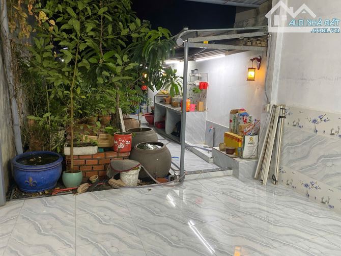 BÁN NHÀ GÁC LỬNG – SỔ RIÊNG THỔ CƯ. 200m2. Chỉ 2Tỷ4. Ô Tô - 12