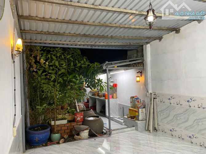 BÁN NHÀ GÁC LỬNG – SỔ RIÊNG THỔ CƯ. 200m2. Chỉ 2Tỷ4. Ô Tô - 16