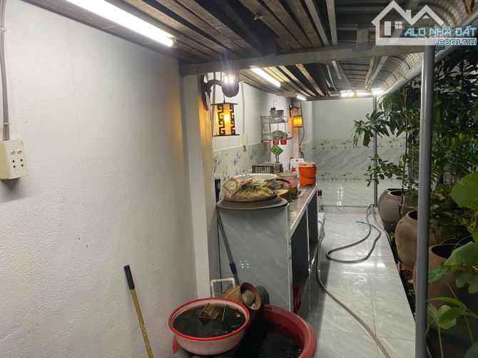 BÁN NHÀ GÁC LỬNG – SỔ RIÊNG THỔ CƯ. 200m2. Chỉ 2Tỷ4. Ô Tô - 17