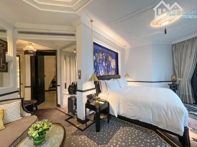 Chủ vay NH 200 Tỷ-Toà Khách Sạn Mặt Phố Hàng Bè - 350m2 - 12T- MT 10m - 80 Phòng - 298 Tỷ