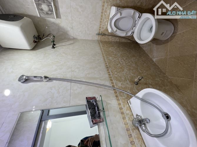 Mặt phố Đặng Văn Ngữ, 30m, Lô góc 3 thoáng, Vỉa hè kinh doanh tốt, Nhà đẹp, Thửa đất vuông - 4