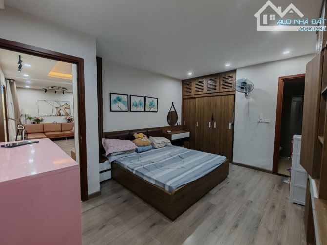 Căn hộ 3 ngủ IA20, full nội thất, có ban công + lô gia - 2