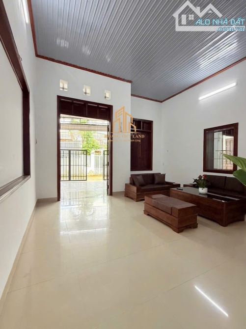 🏠 BÁN NHÀ CẤP 4 KIÊN CỐ - HẺM 169 NƠ TRANG GƯH - TP.BMT  📍 Diện tích: 5,5 x 20m (100% th - 2