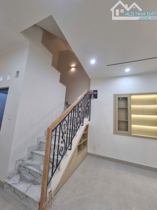 BÙI QUANG LÀ 💥 DT: 84M2 ( 4,5 X 18 ) 6PN - 6WC - HOÀN CÔNG ĐỦ - CHỈ 6.3TỶ. - 2