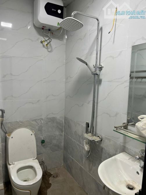Bán nhà phố ỷ la Dương Nội, 5tầng ,lô góc, 4.93tỷ - 2