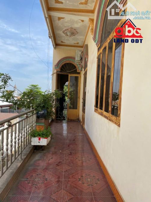 Bán nhà lầu góc 2 mặt tiền chợ an chu trảng bom giá tốt 176m2 chỉ 4 tỷ hơn xíu - 2