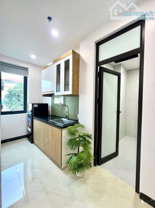 Bán tòa CHDV phố Hoàng Ngân, 100m2*7T thang máy 30pkk, 2 thoáng đủ PCCC dòng tiền 120tr/th - 2