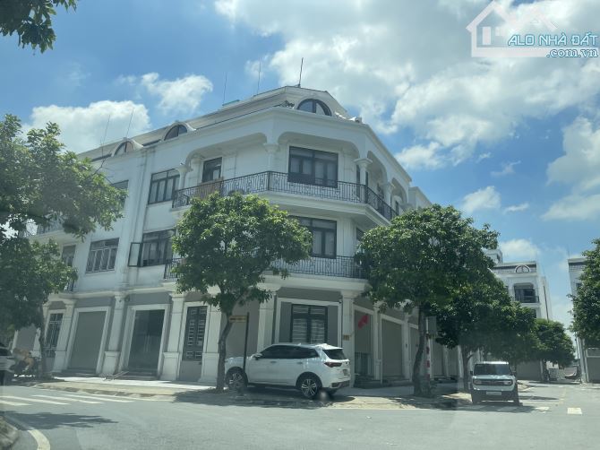 LÔ GÓC KINH DOANH ĐỈNH. BIỆT THỰ SIÊU VIP. TẠI PHÂN KHU QUÂN ĐỘI 319 ĐÔNG ANH - 2