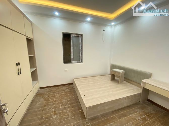 Bán nhà đường Nguyễn Trãi, Thanh Xuân, nhà mới đẹp, ngõ rộng, 5m ô tô tránh - 2